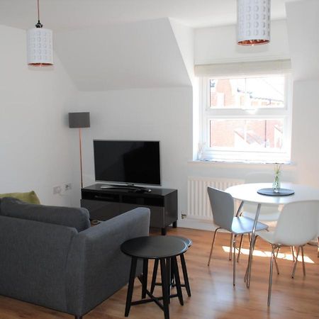Coach House Apartment Southampton Exterior photo